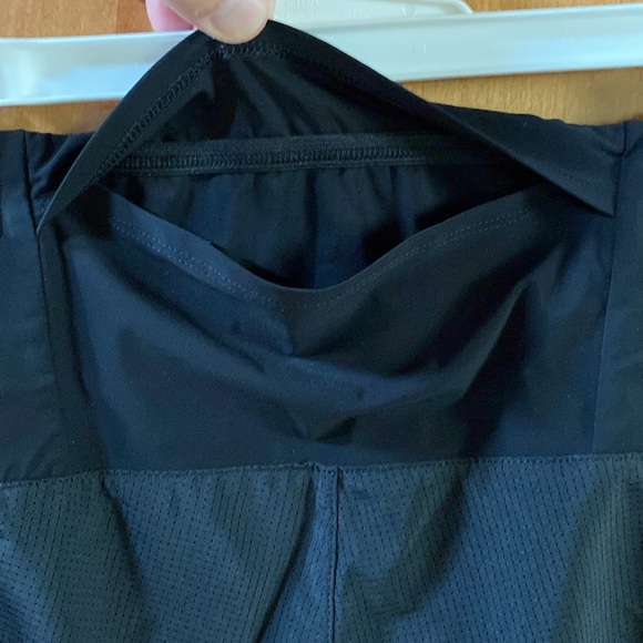 ON Running Men’s Lightweight Running Shorts XXL - Picture 4 of 7